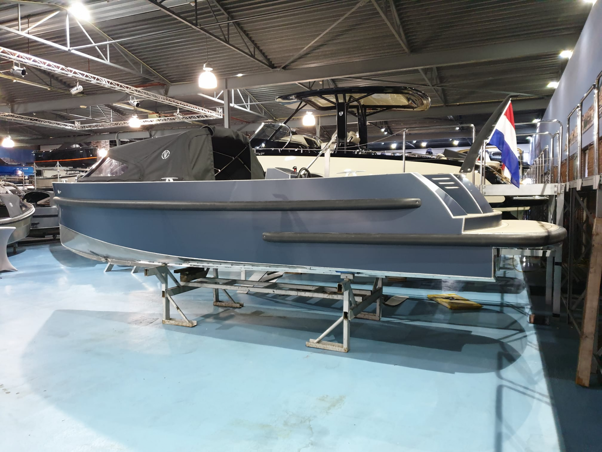 Van Vossen VanVossen Tender 777 met Honda 150 pk — foto 4 van 10