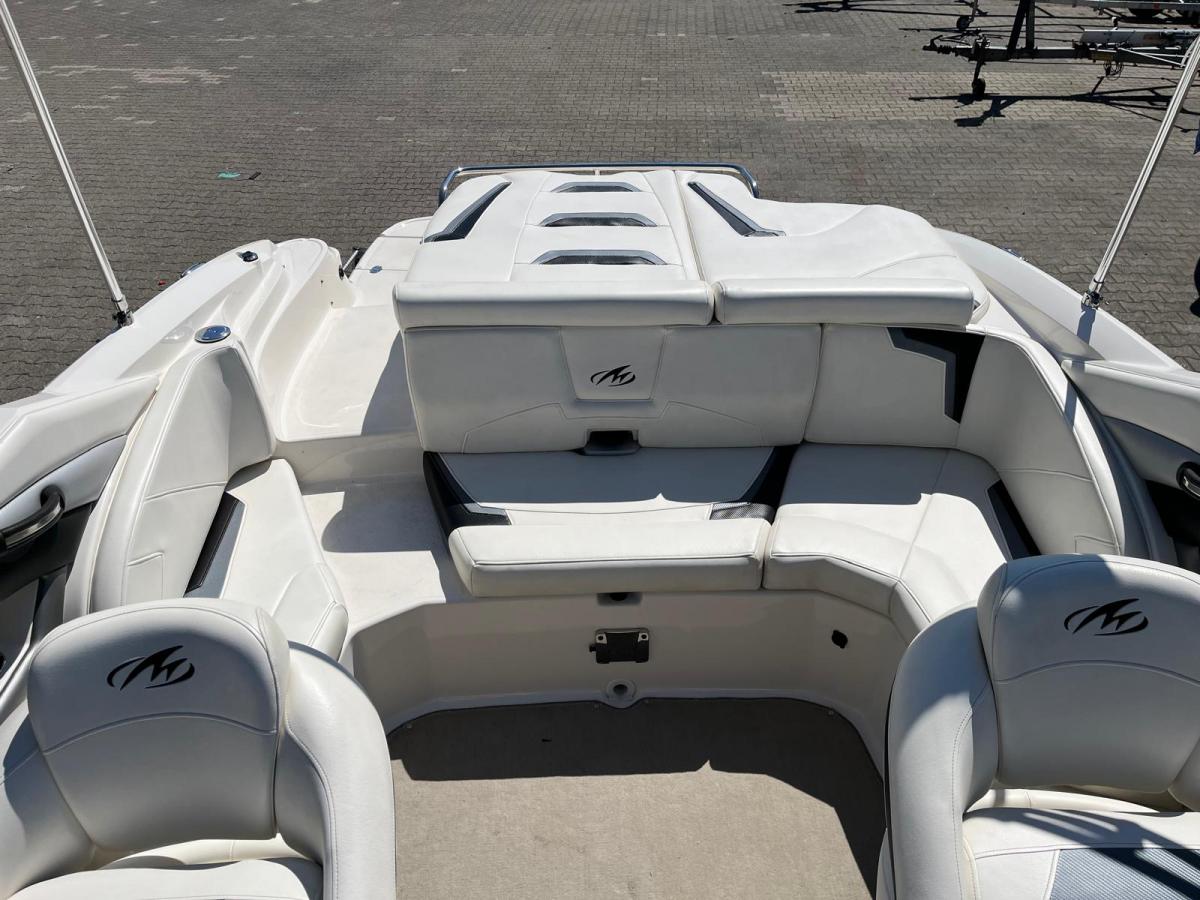Monterey 244 FSX  Bowrider — foto 7 van 20