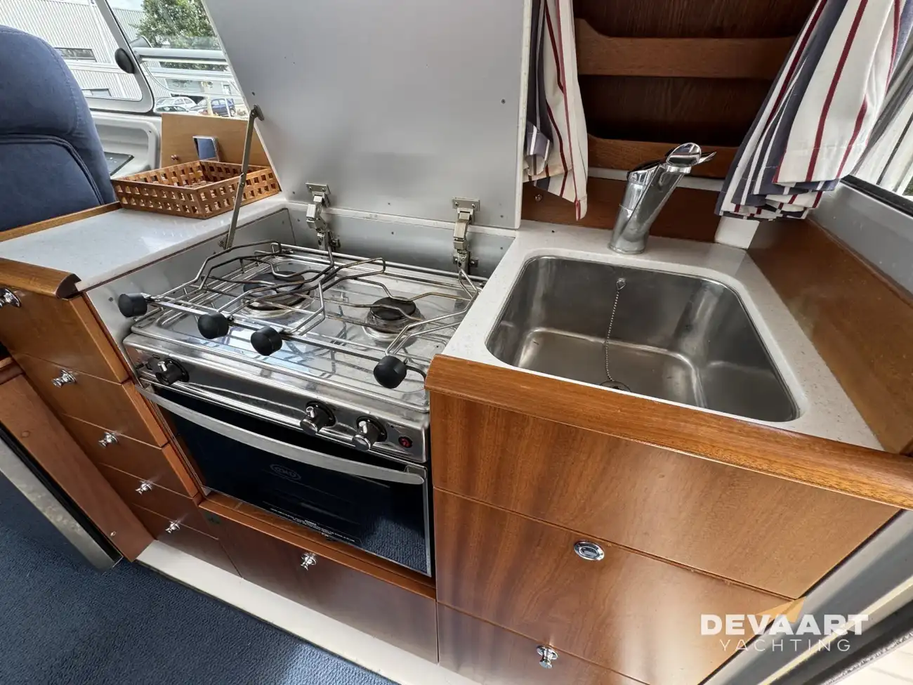 Nimbus 320 Coupe — foto 10 van 21