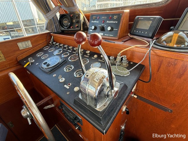 Super van Craft 14.70 - Cabrio — foto 13 van 73