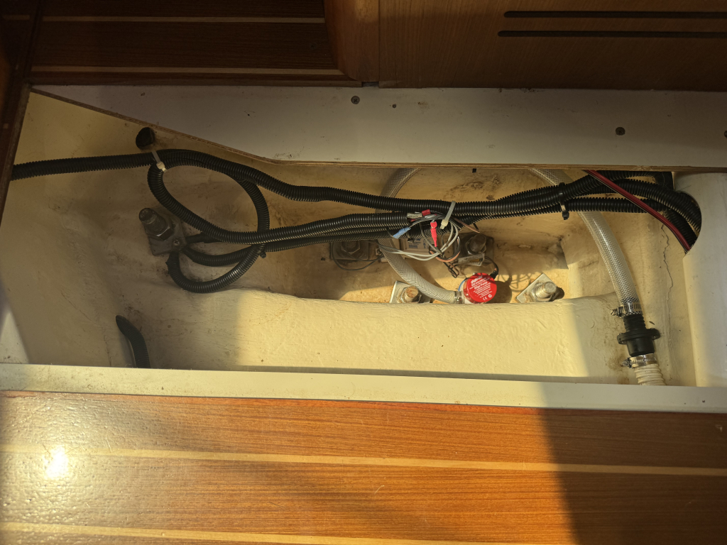 Hunter 356 — foto 44 van 72