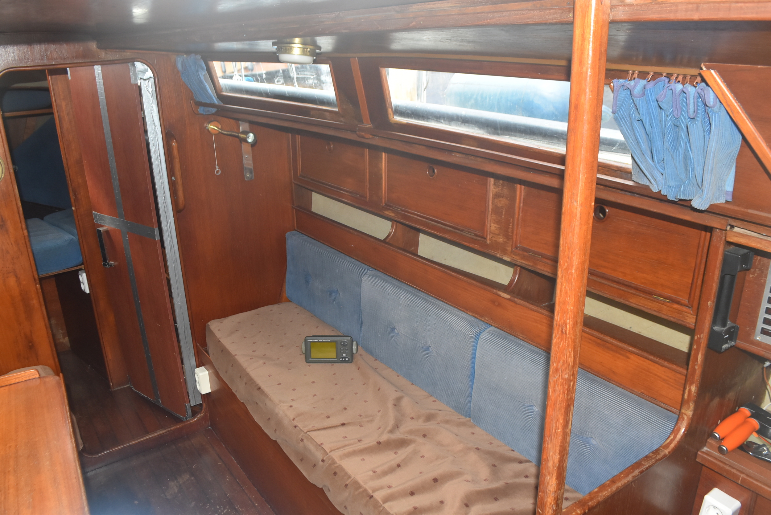 Friendship 28 Type 900 — foto 35 van 48