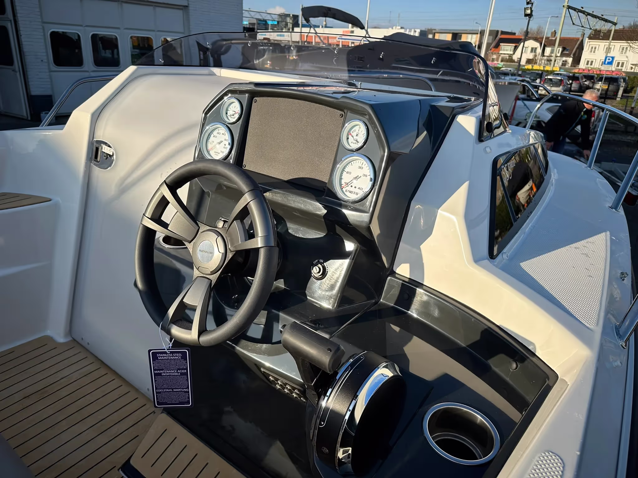 Quicksilver 555 Cabin — foto 10 van 12