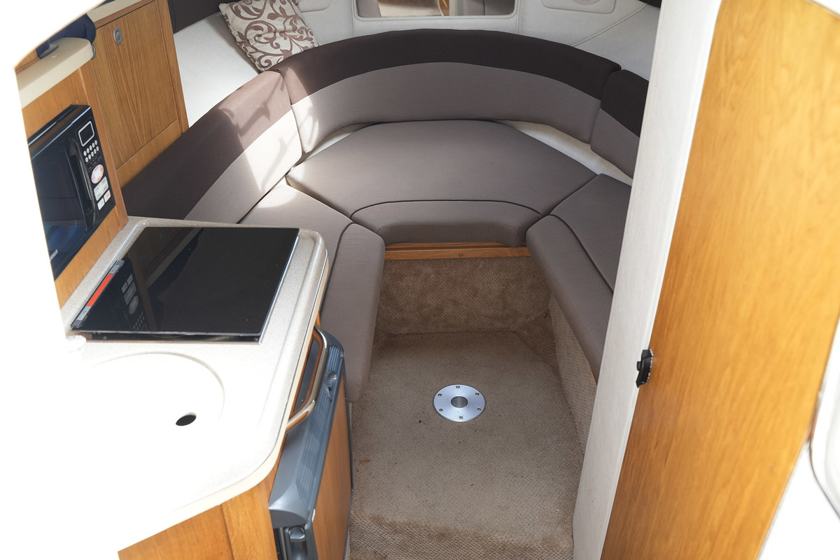 Sea Ray 255 Sundancer — foto 34 van 53