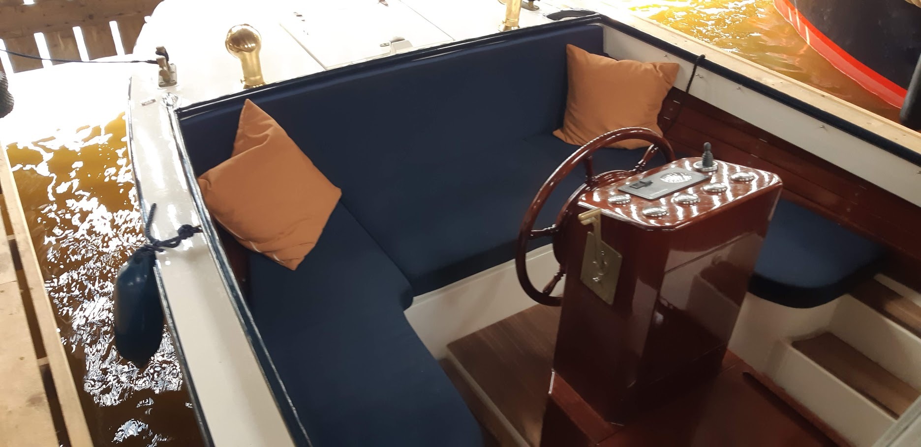 Launch Sloep 8.00 Klassiek Gelijnd Van 2018 — foto 8 van 22