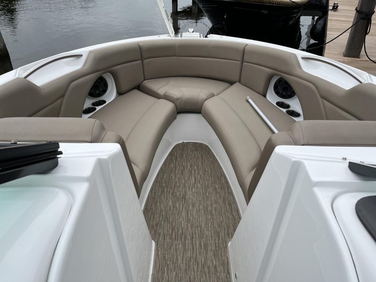 Rinker 23QX — foto 10 van 26