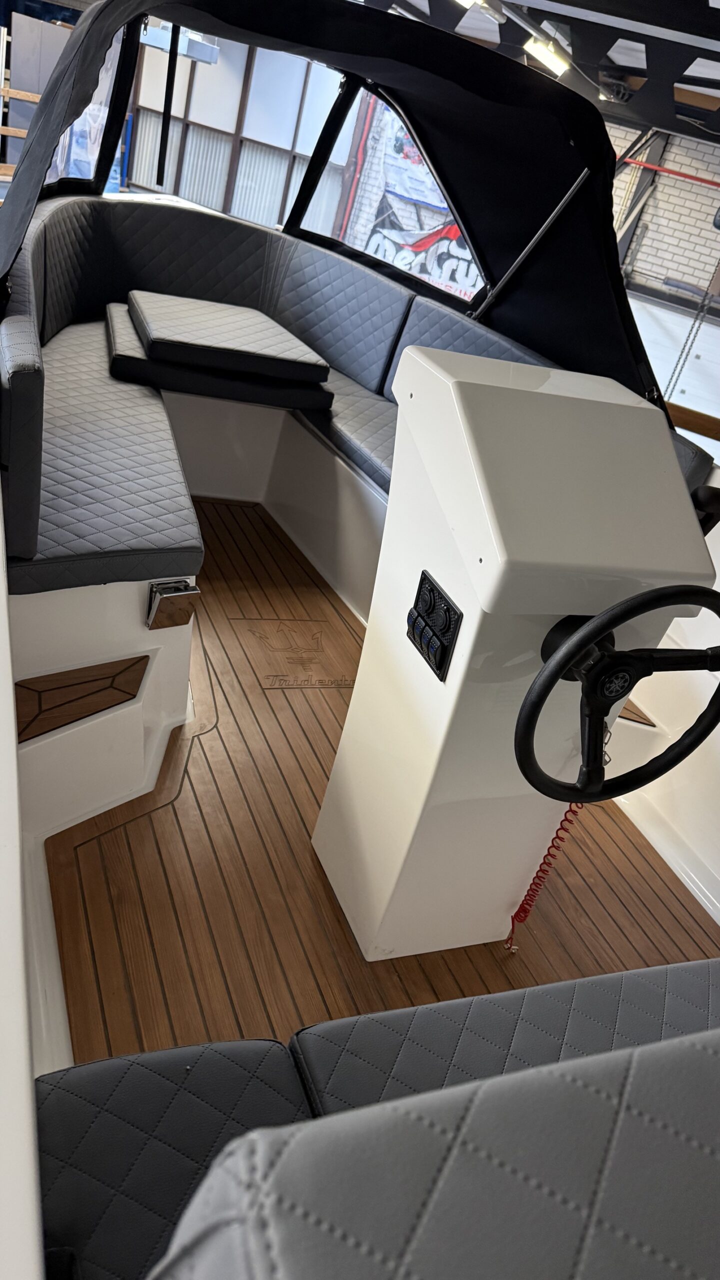 Trident 17S — foto 15 van 20