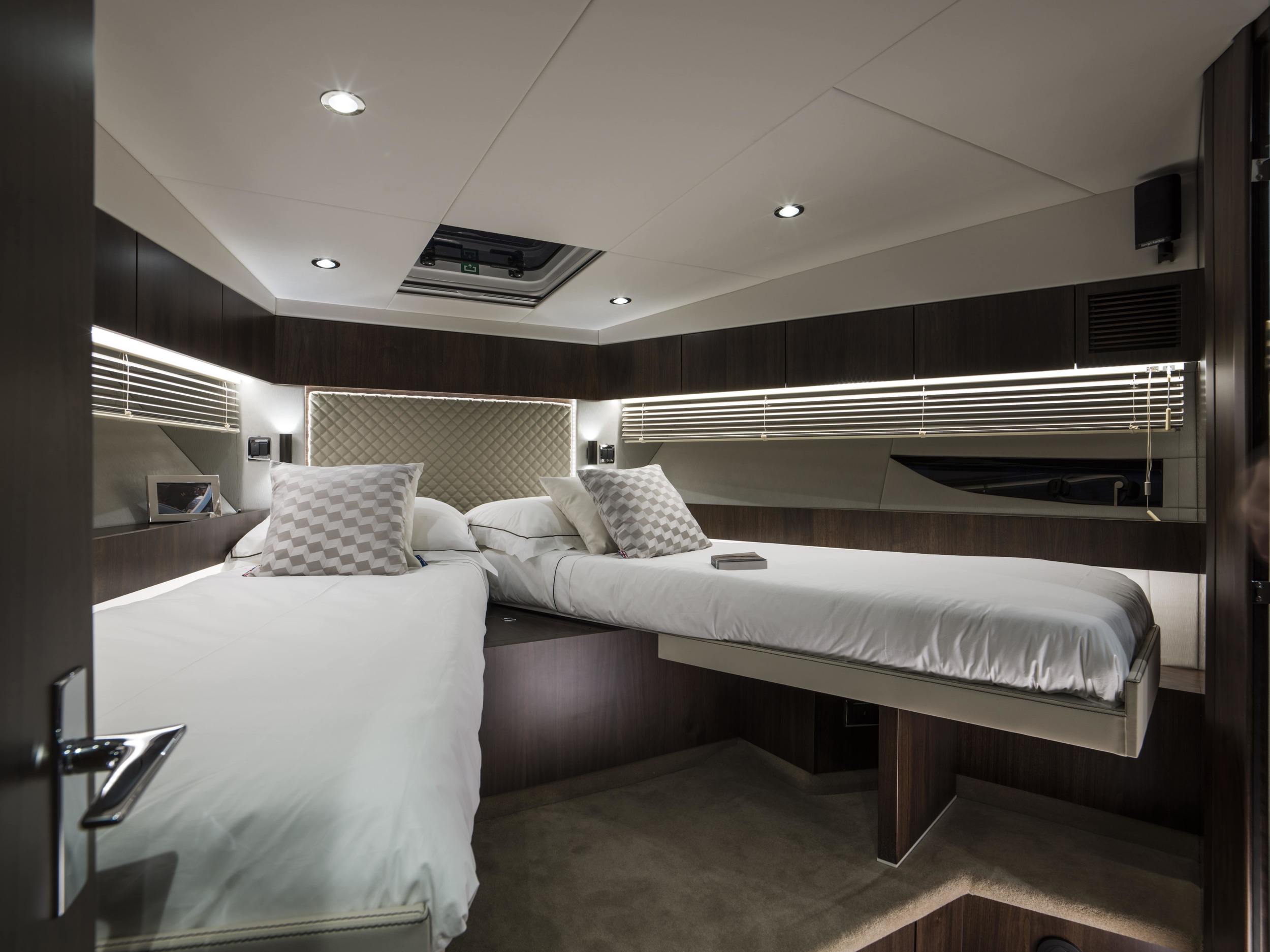 Fairline Squadron 50 — foto 14 van 52