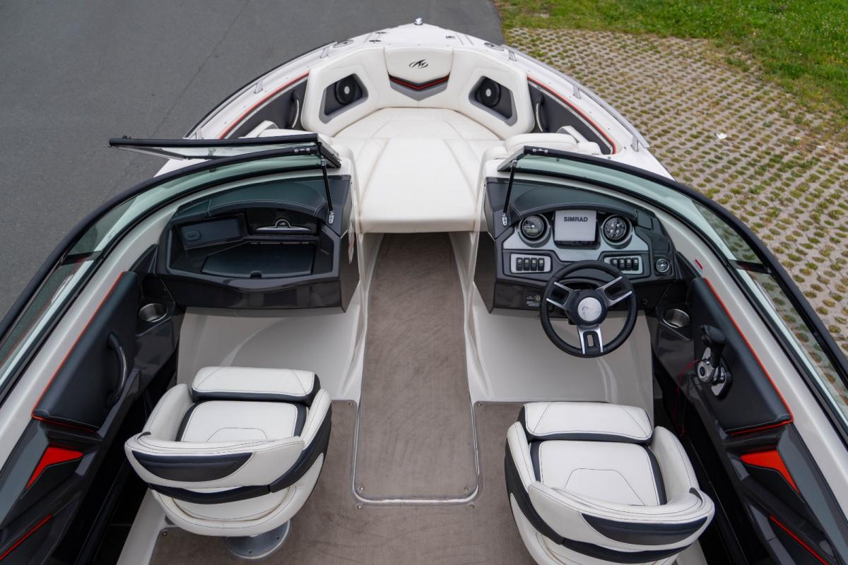 Monterey 238 Super Sport — foto 10 van 24