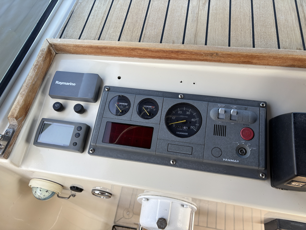 Maril 890 Classic — foto 7 van 22