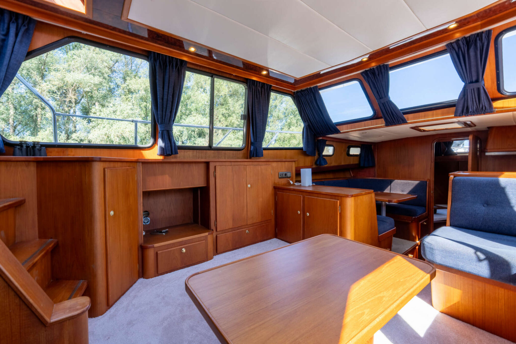 Explorer Classic 14.00 AK Cabrio — foto 3 van 49