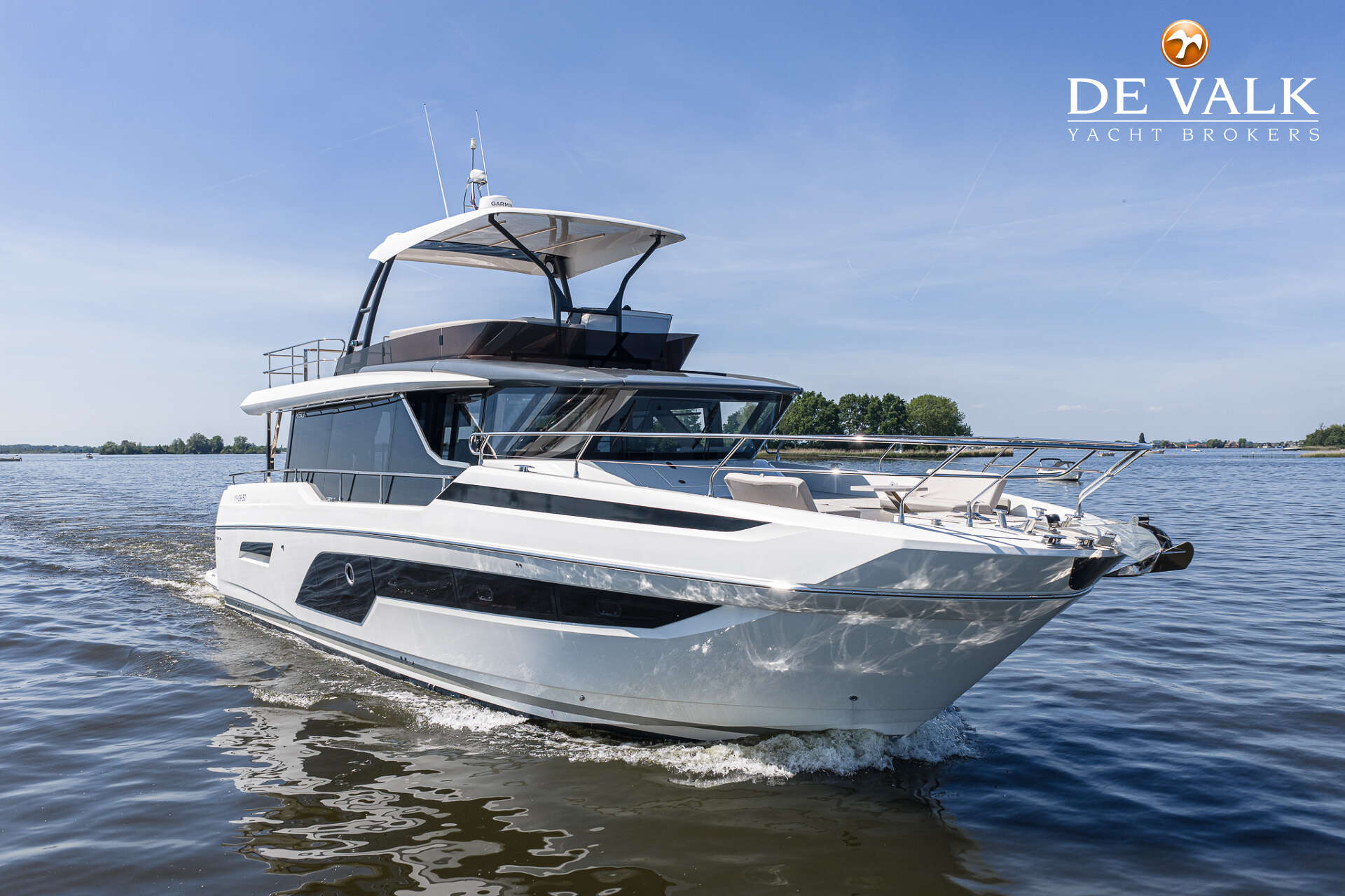 Prestige X60 — foto 2 van 44