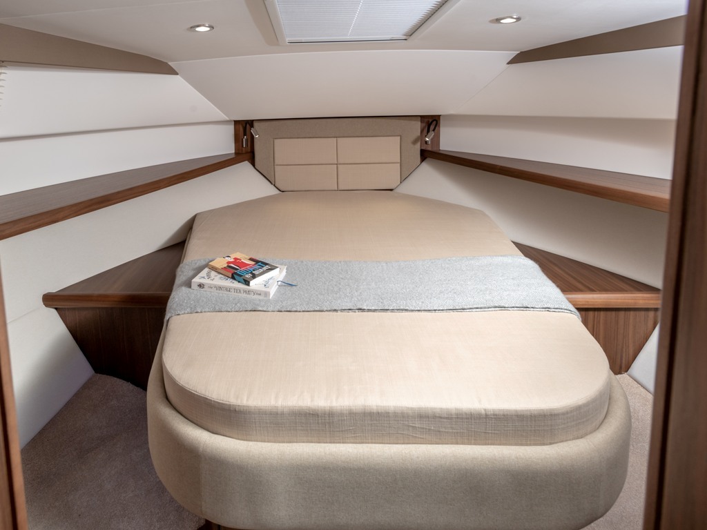Haines 32 Offshore — foto 15 van 23