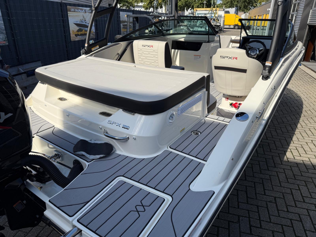 Sea Ray SPX 190 Outboard — foto 19 van 35