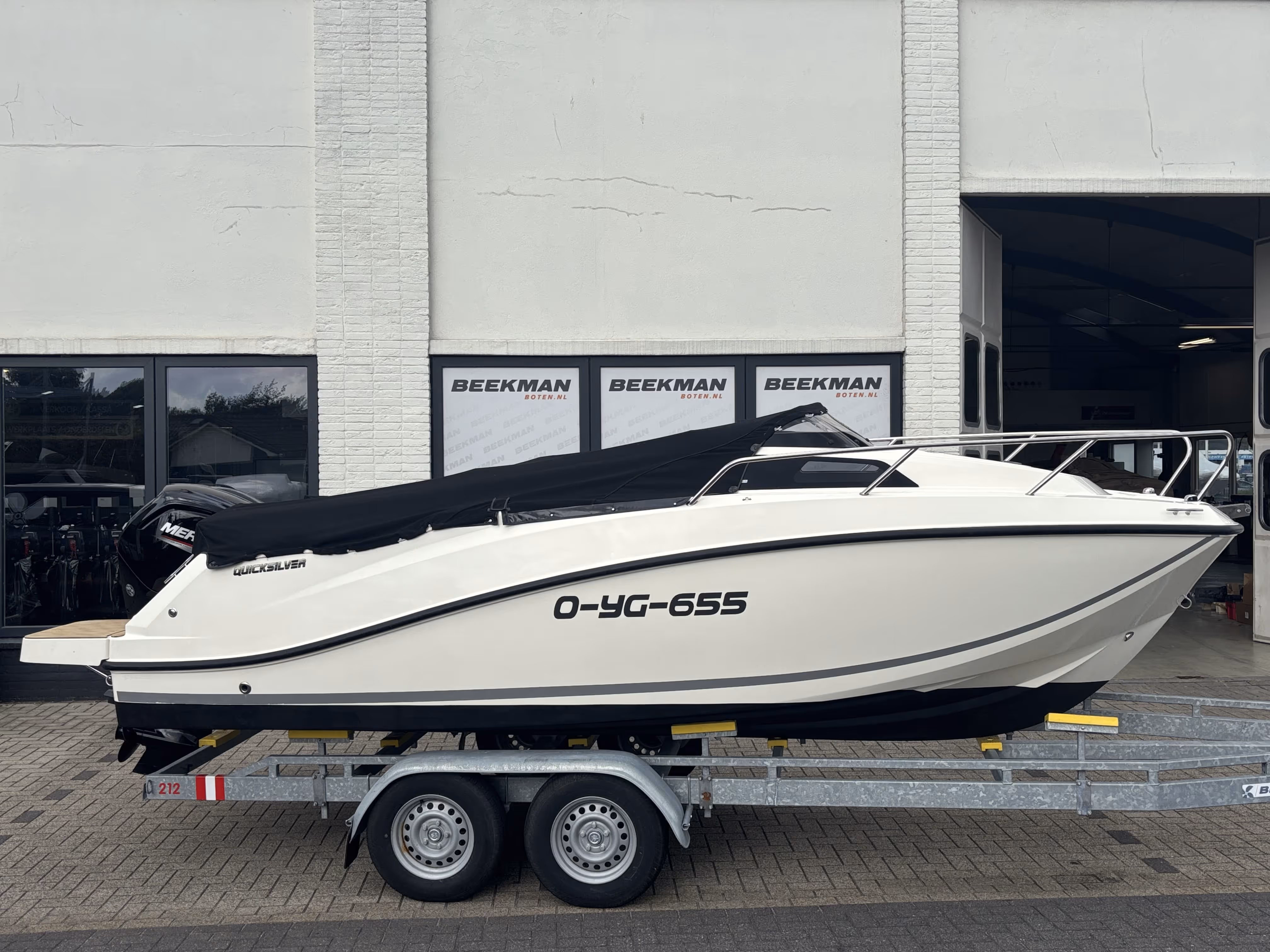 Quicksilver 555 Cabin — foto 13 van 14