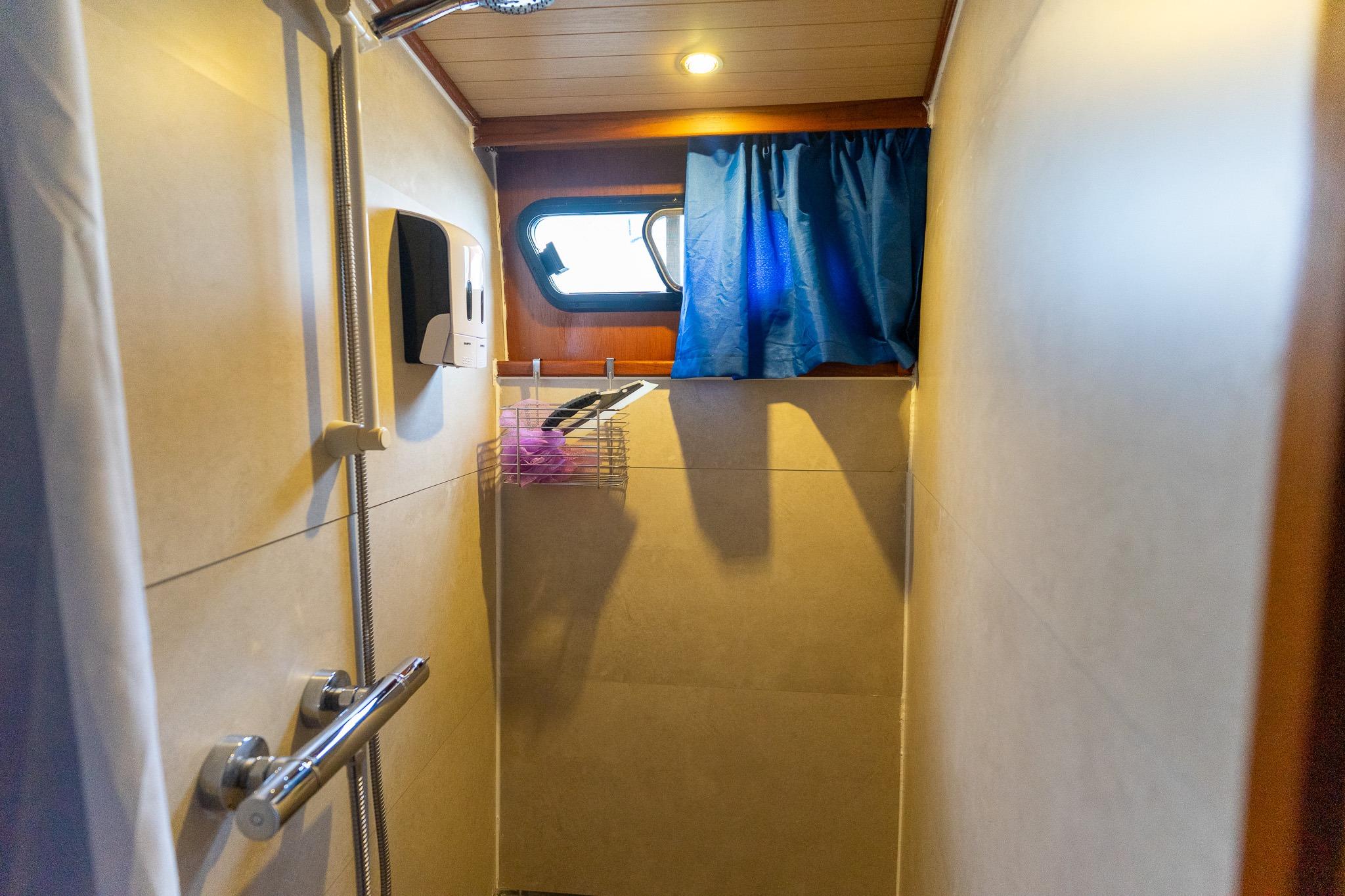Smelne Kruiser 1240 — foto 28 van 45
