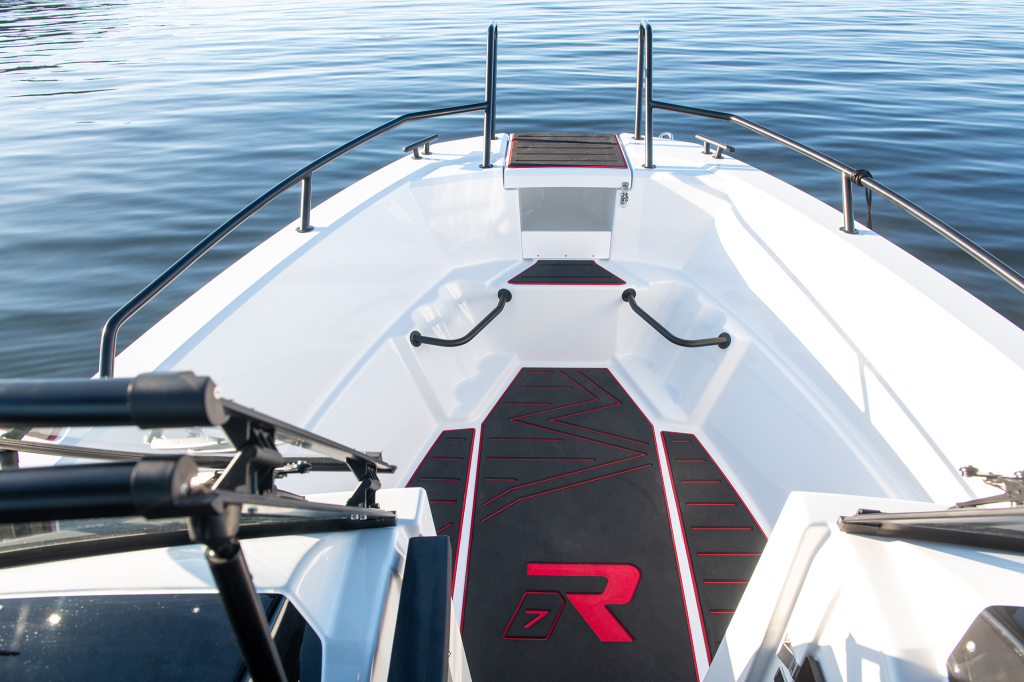 Husky R7 — foto 7 van 18