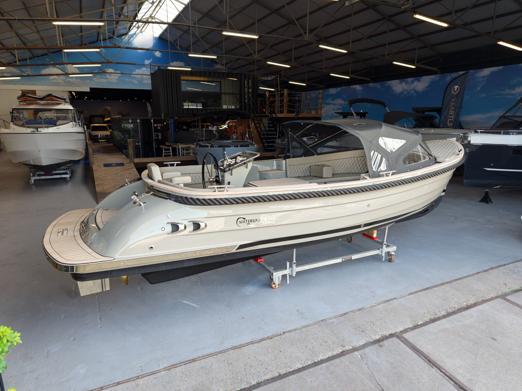Waterspoor 717 Aviator | Vetus diesel   — foto 6 van 31