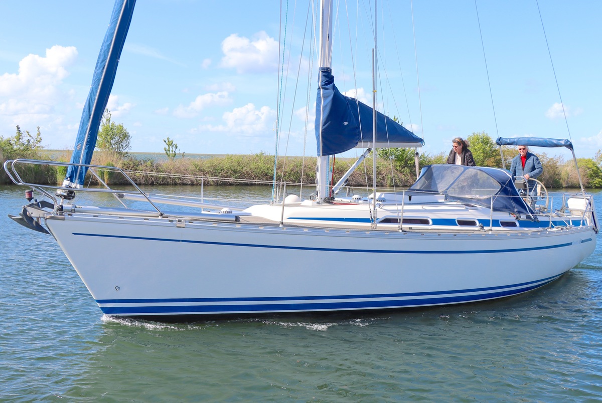 Bavaria 38