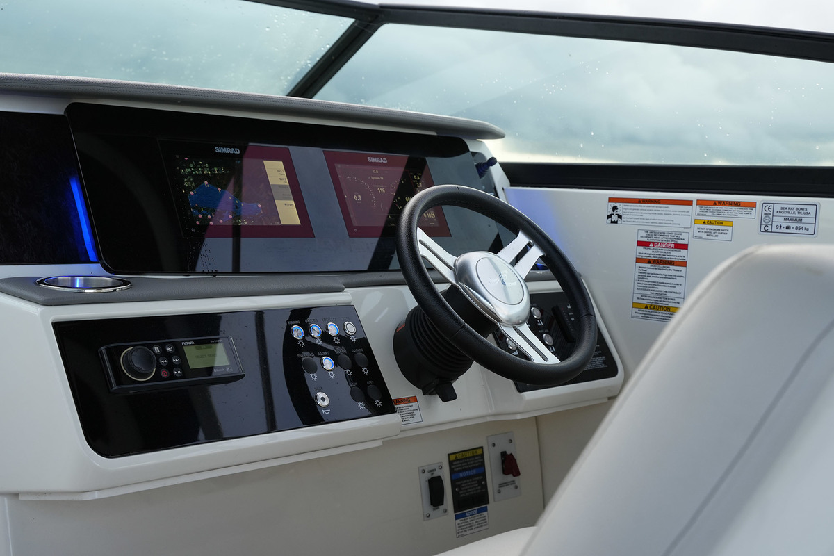 Sea Ray Sundancer 290 — foto 23 van 46