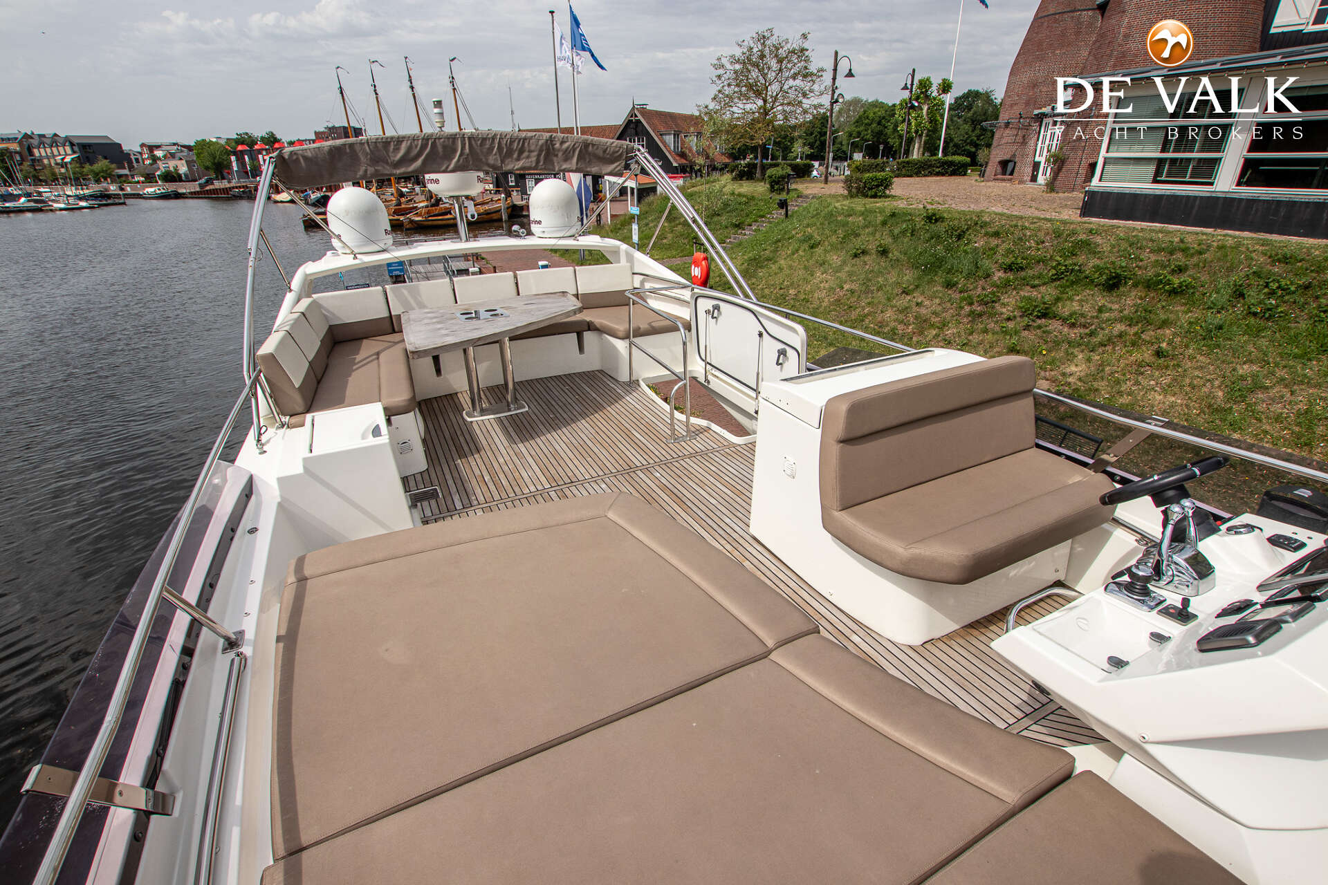 Prestige 550 Flybridge — foto 15 van 44