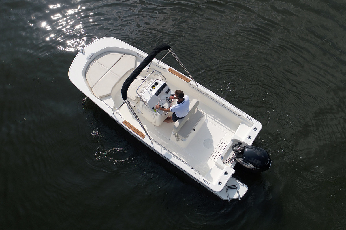 Boston Whaler 170 Montauk — foto 31 van 34
