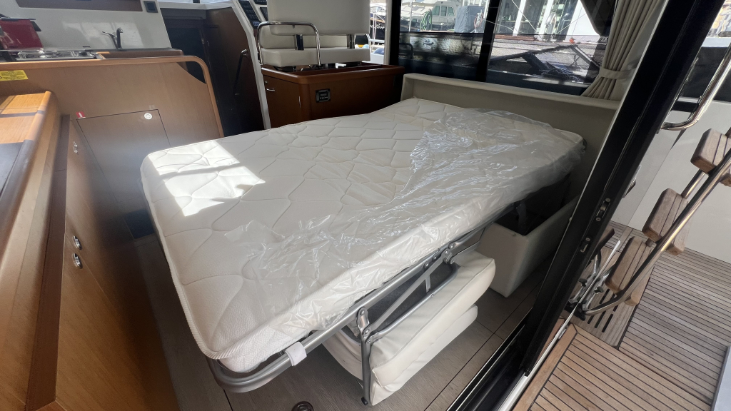 Beneteau Swift Trawler 35 — foto 43 van 76