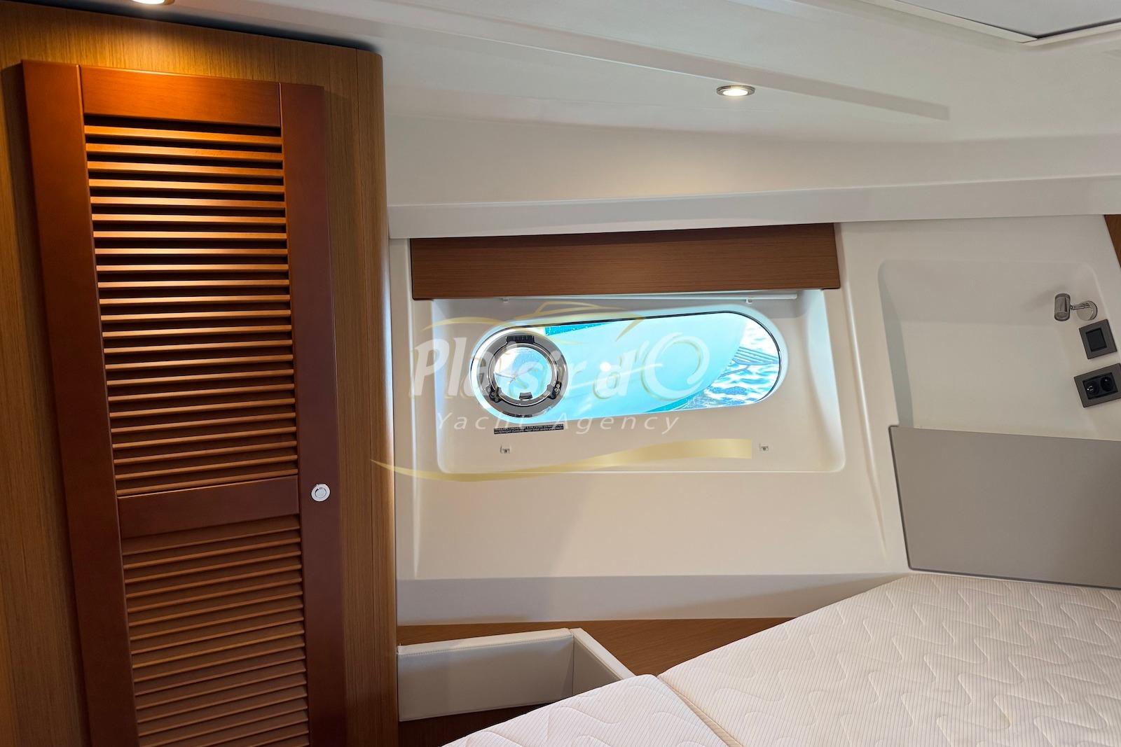 Beneteau Swift Trawler 35 — foto 28 van 57