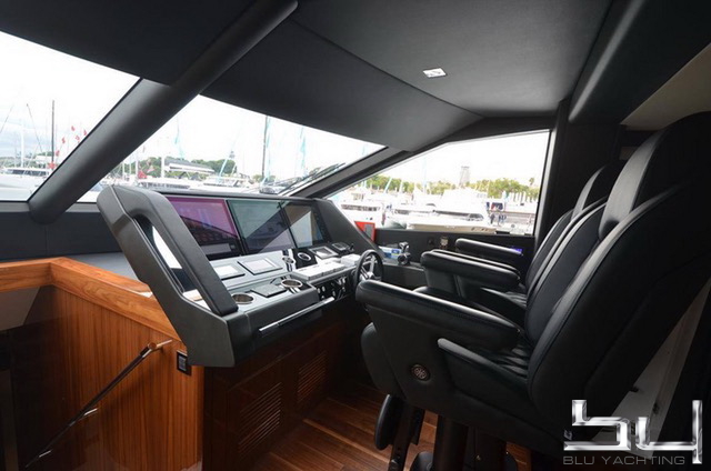 Sunseeker 86 Yacht — foto 8 van 12