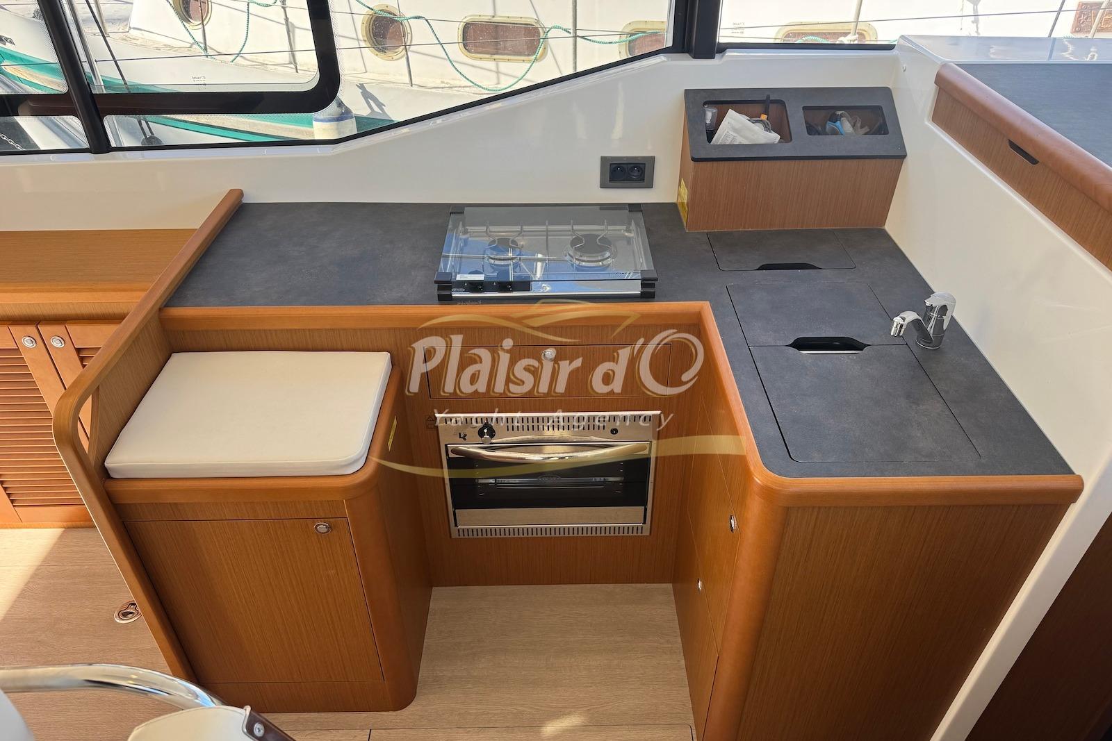 Beneteau Swift Trawler 35 — foto 45 van 57