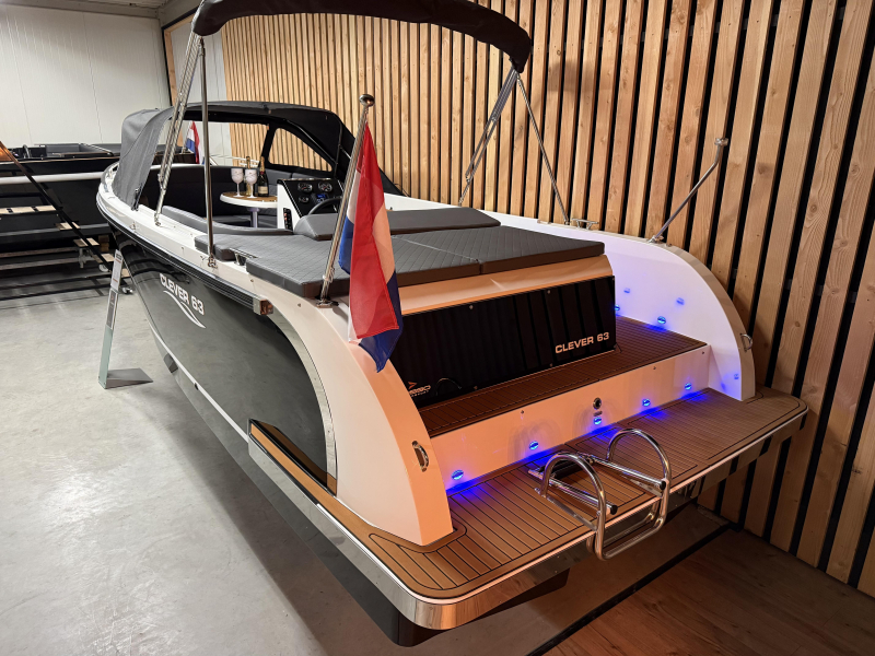 Clever 63 Deluxe 60pk Suzuki Nieuw — foto 3 van 12