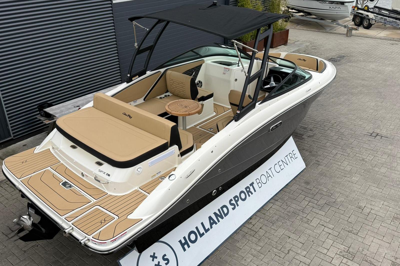 Sea Ray SPX 210 — foto 10 van 41