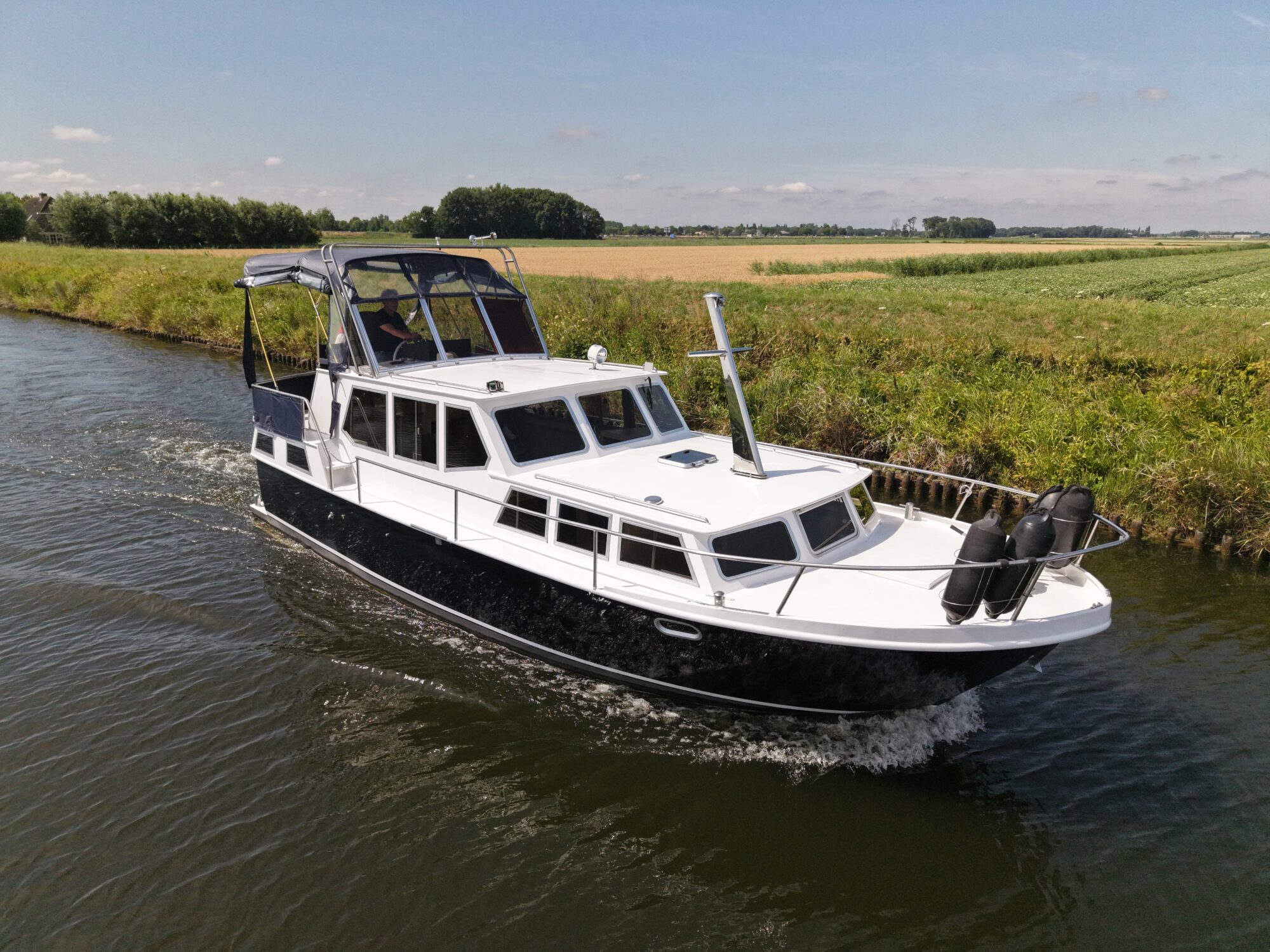 Vechtkruiser 10.50 AK Cabrio — foto 35 van 40