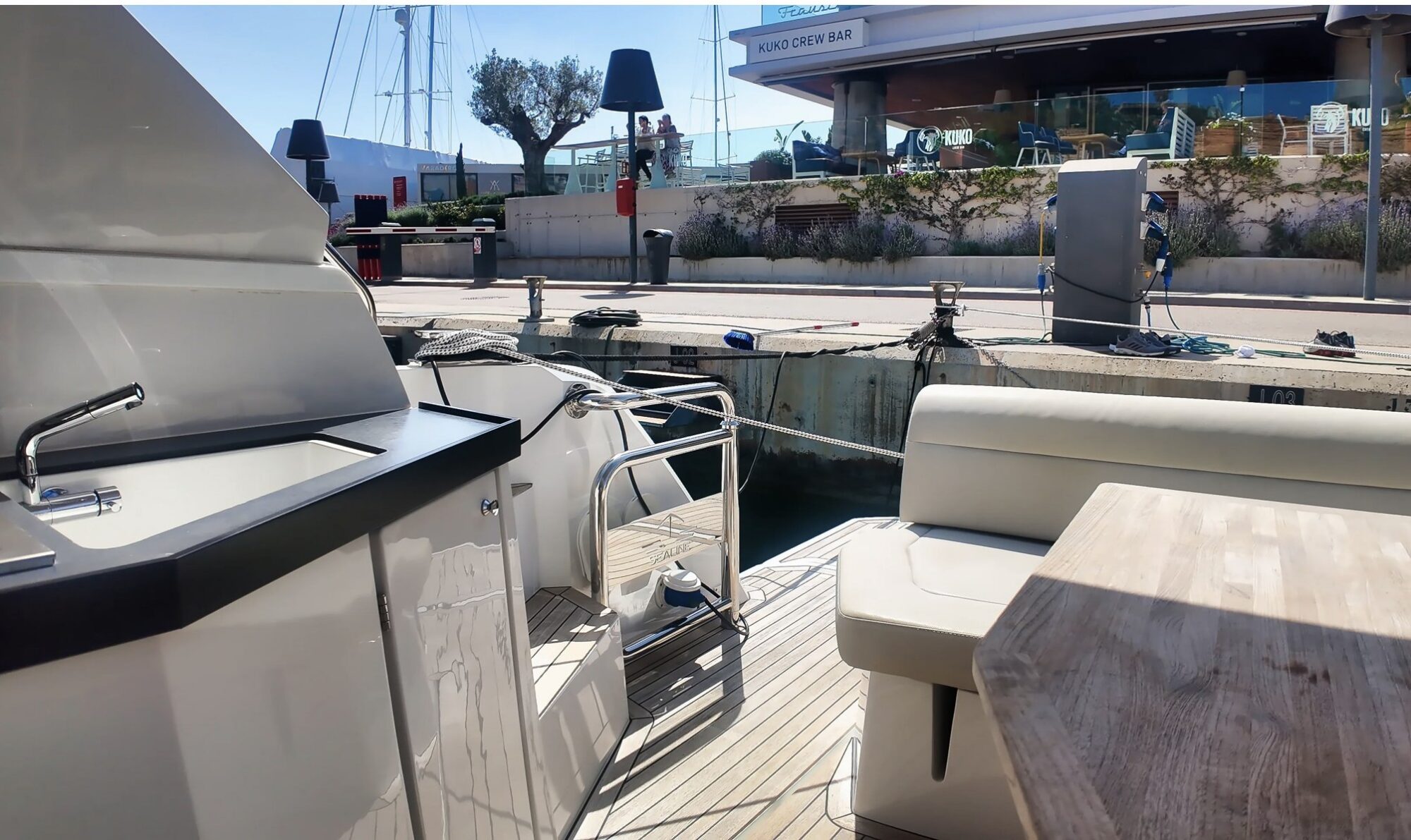 Sealine S335 — foto 23 van 28