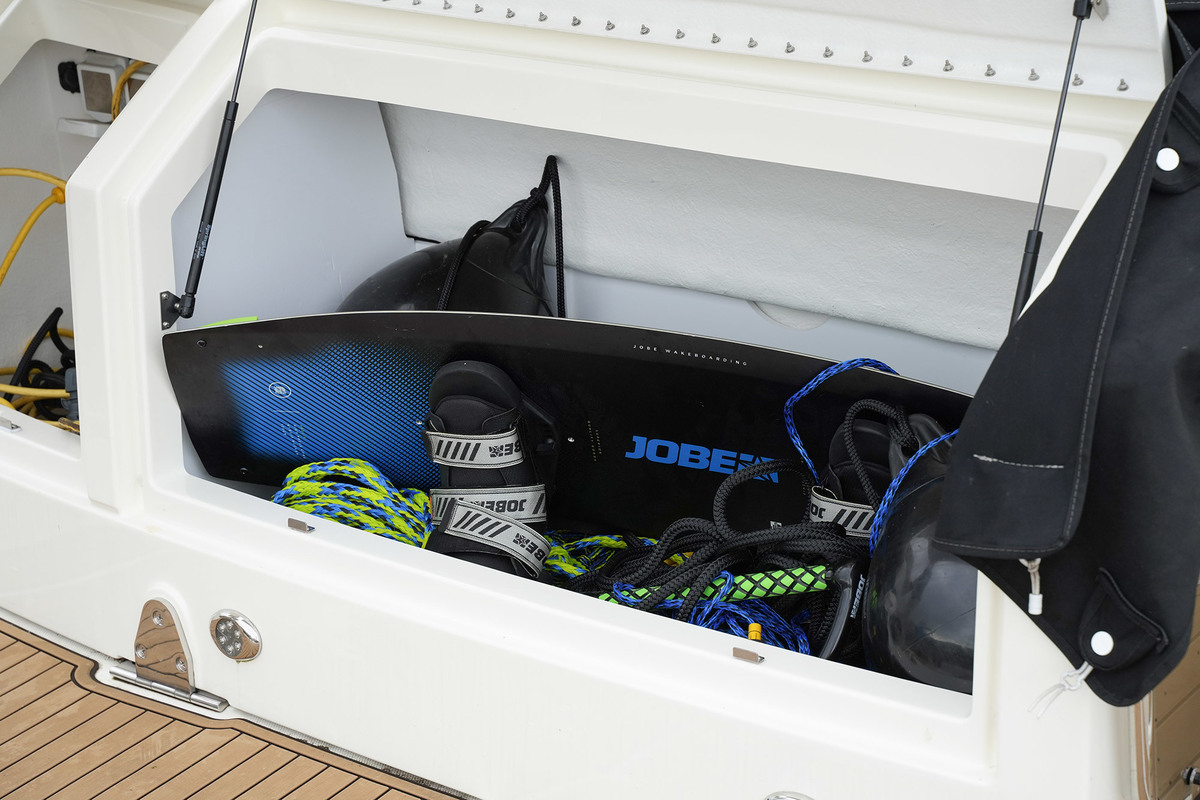 Sea Ray Sundancer 320 — foto 72 van 80