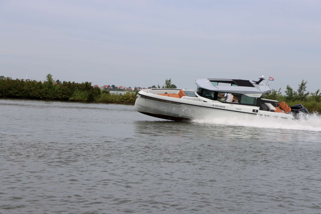 Saxdor Yachts 320 GTC — foto 15 van 39