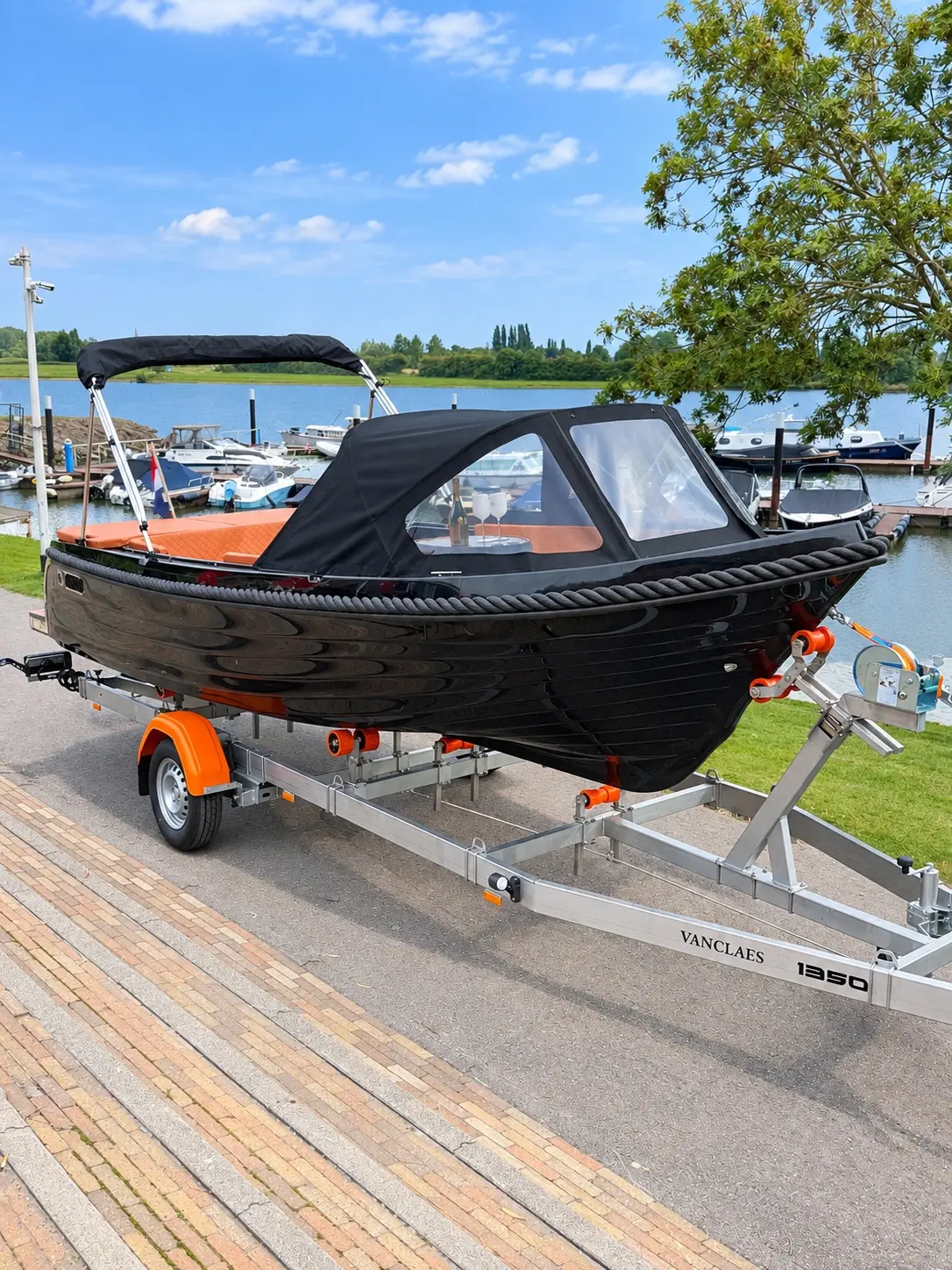 Maassloep 590 Honda 20pk nieuw full opties — foto 8 van 14