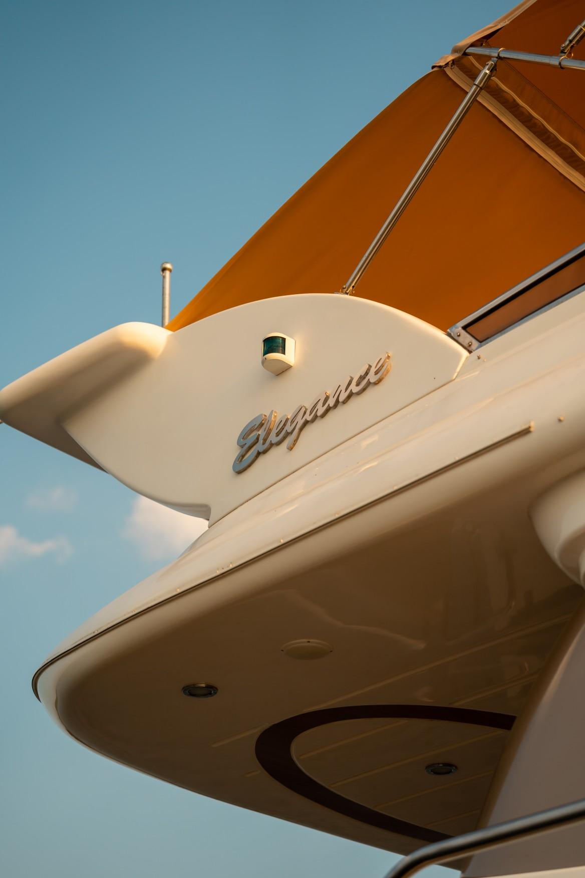 Elegance 54 — foto 72 van 75