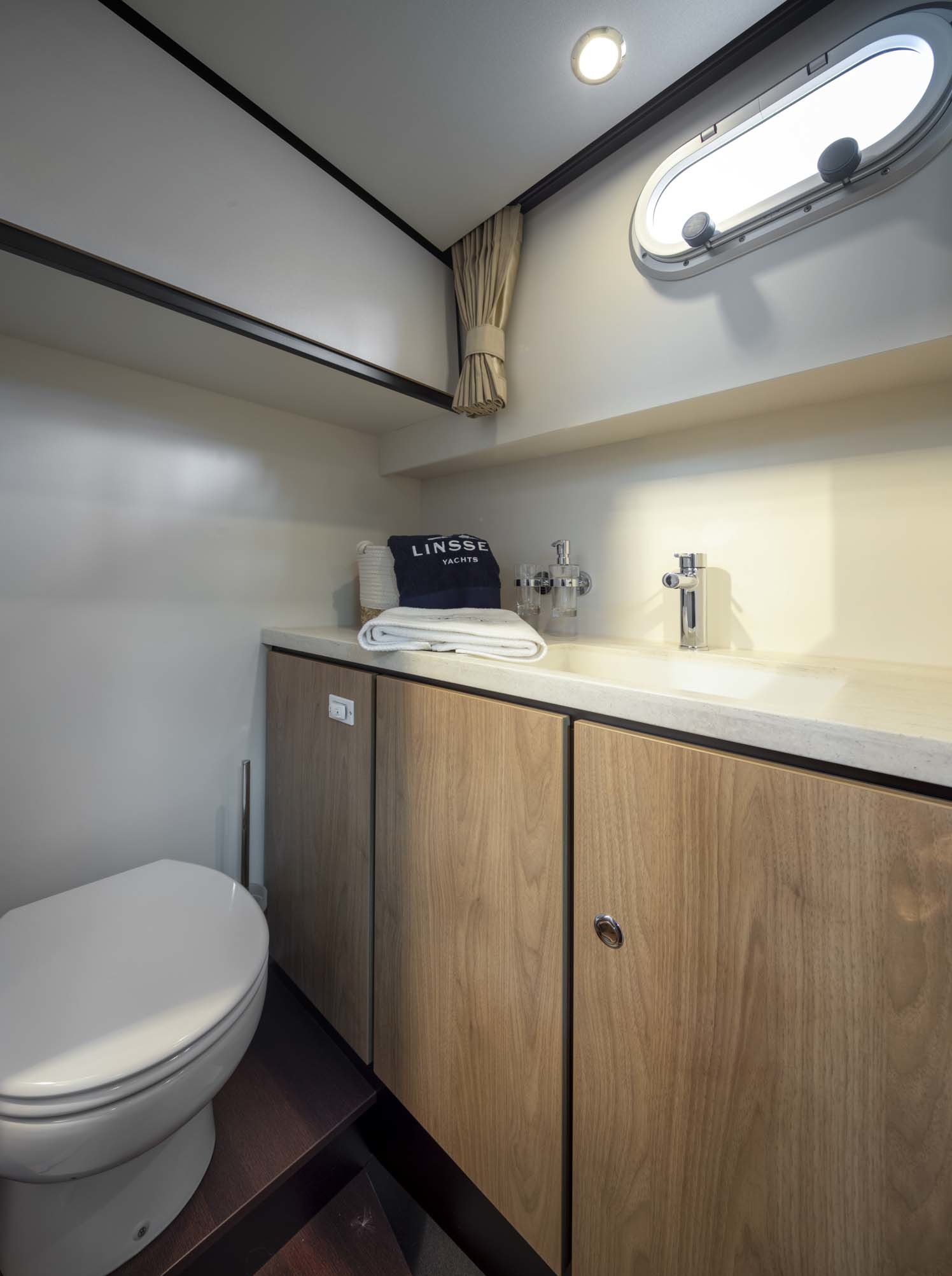 Linssen Grand Sturdy 35.0 Sedan INTERO — foto 31 van 34