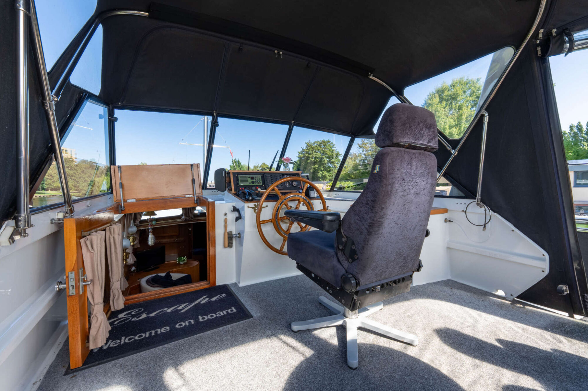 Valkkruiser Content 13.00 AK Cabrio — foto 35 van 46