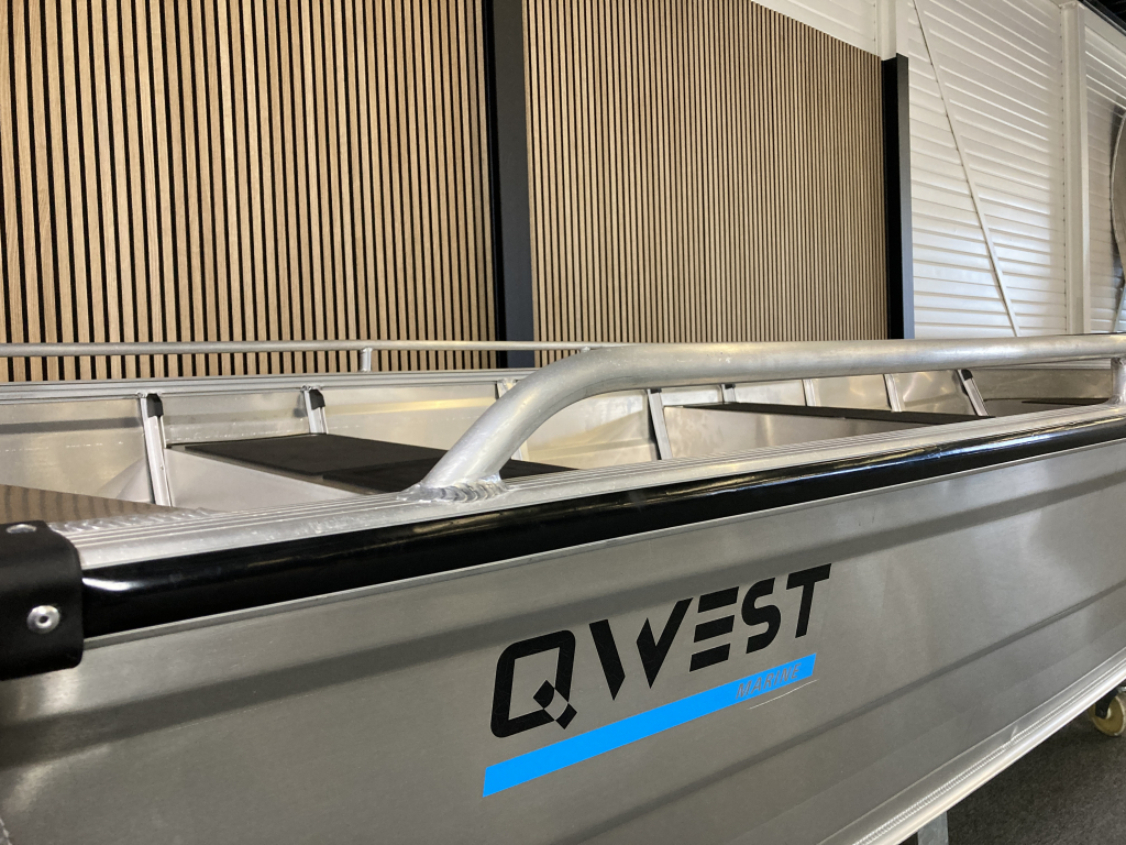 Qwest B421 — foto 7 van 7