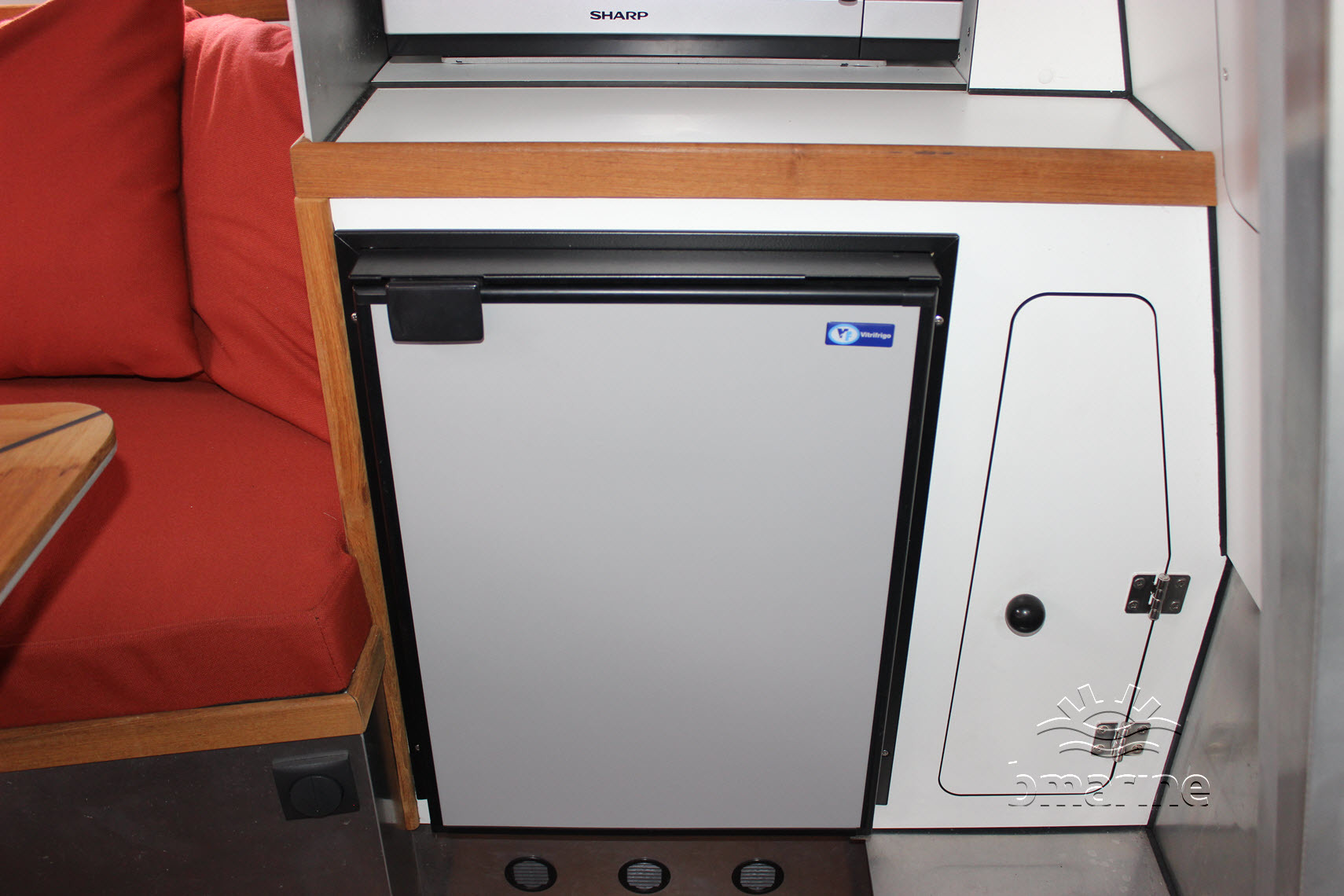 Isabella Yachts ST850 — foto 18 van 31