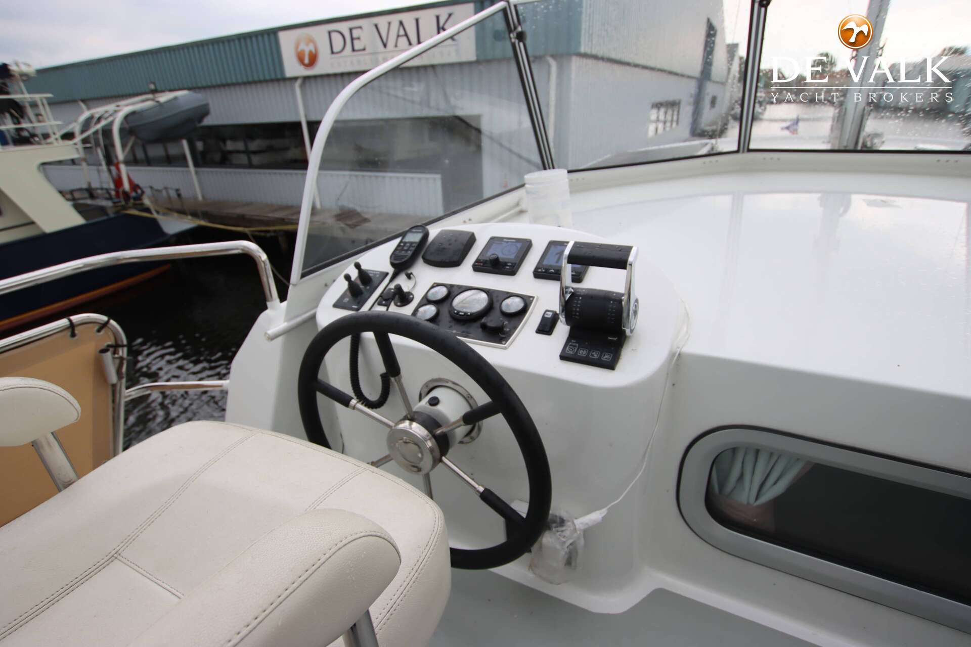 Aquanaut European Voyager 1300 — foto 10 van 38