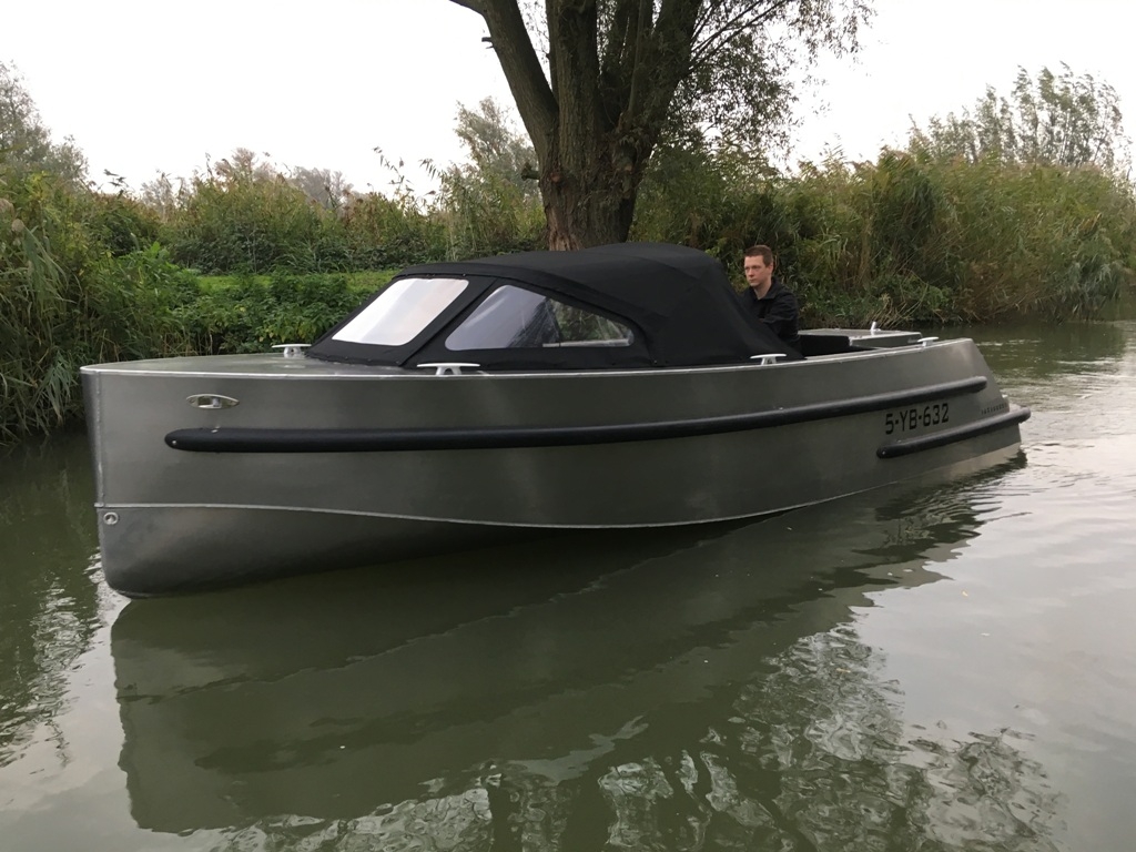 Van Vossen VanVossen Tender 600 (sport) — foto 5 van 8