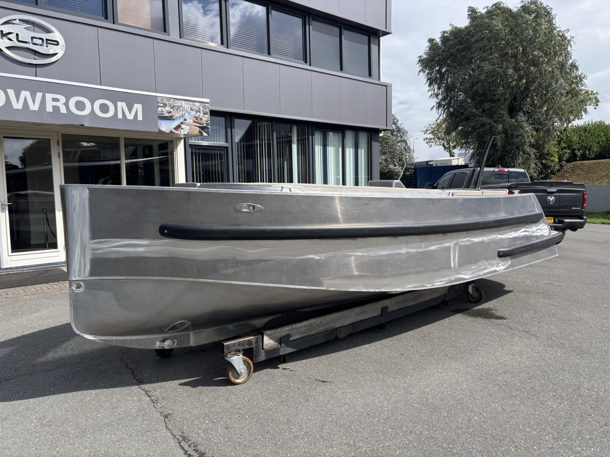 Van Vossen Tender 650 met Honda 60 pk op voorraad! — foto 2 van 7