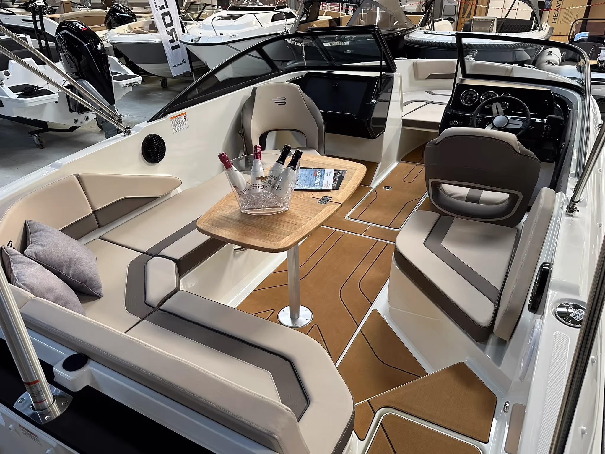 Bayliner V20 Bowrider — foto 13 van 29