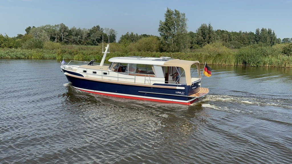 Brandsma Luna 37 — foto 1 van 26