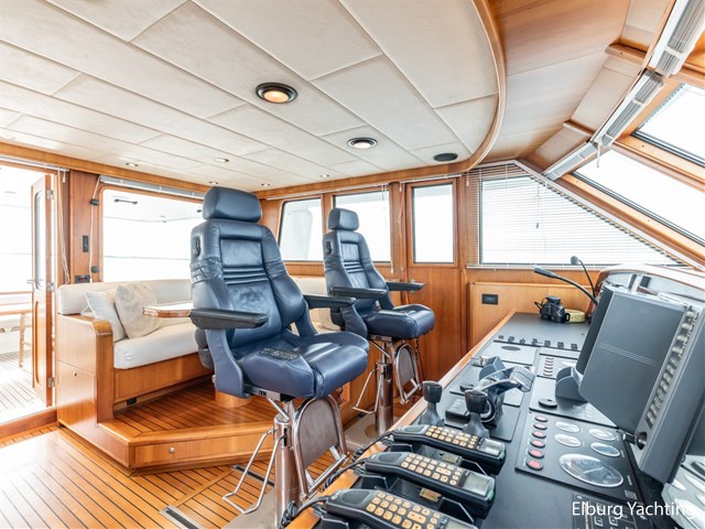 Moonen 68 - Flybridge — foto 3 van 100
