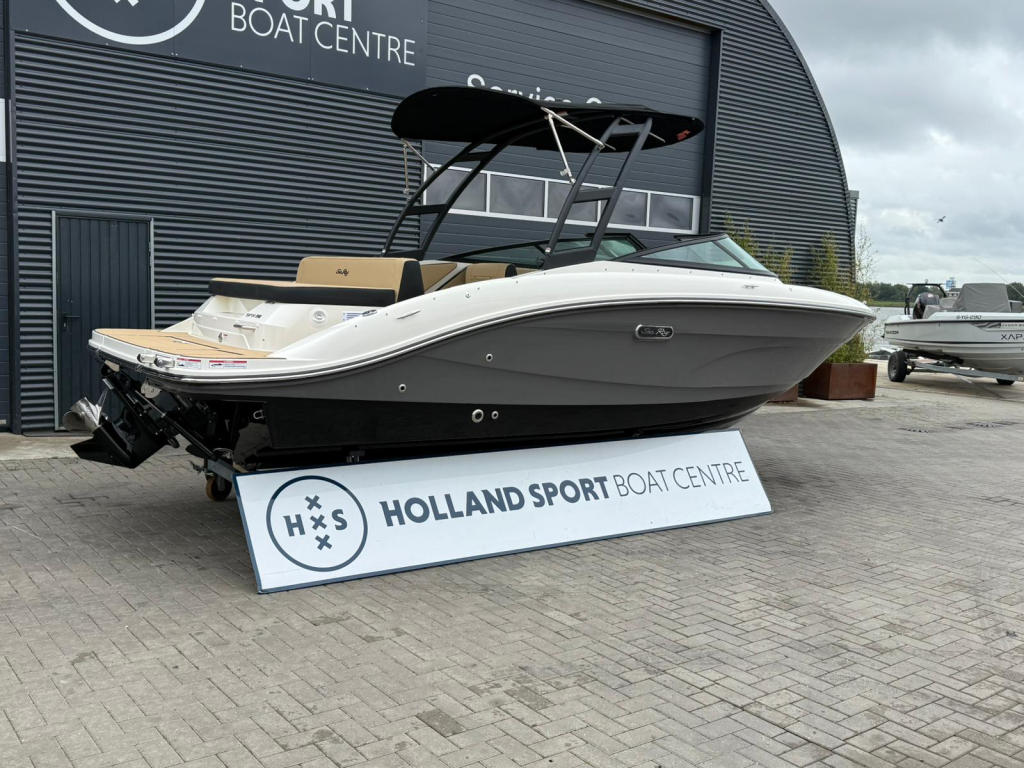 Sea Ray 210 spx — foto 12 van 38