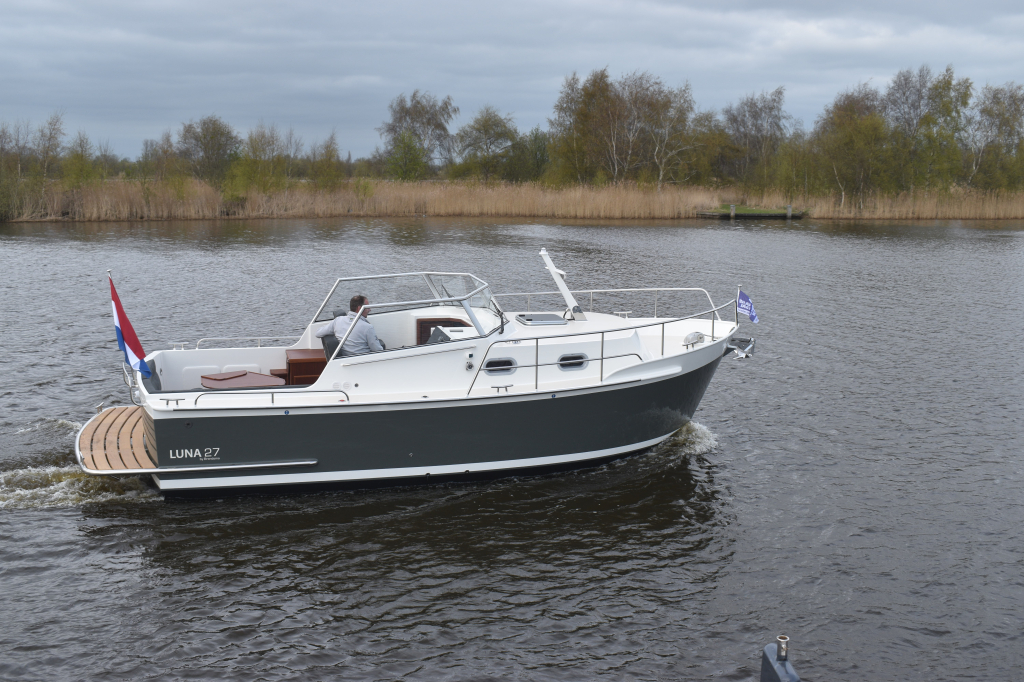 Luna  27 — foto 3 van 18
